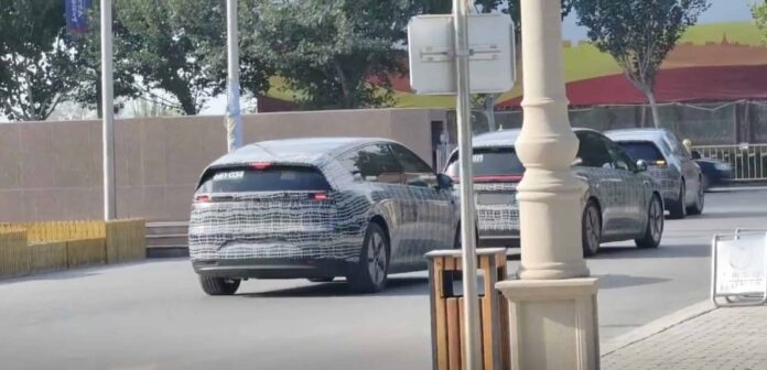 Li Auto spy shot shows all 3 M series all-electric SUVs in one picture