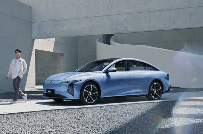 Forthing Xinghai S7 electric sedan, which is really a hatchback, opens pre-sales