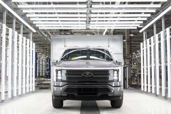 Ford pausing F-150 Lighting electric truck production for six weeks
