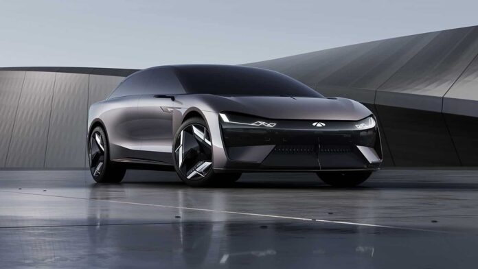 Chery concept previews EV wagon with solid-state battery