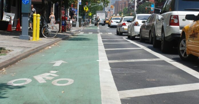 The strange logic behind NYC’s push to force license plates on electric bicycles