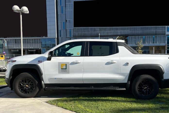 Southern California Edison orders electric pickup fleet for utility services
