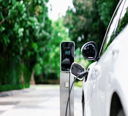 Research & Commentary: Report Details the Costs, Limitations, and Environmental Impact of Electric Vehicles
