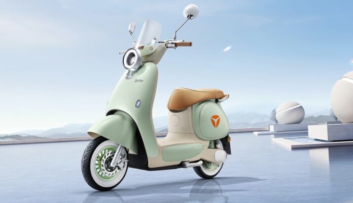 Yadea released first electric scooters with sodium-ion batteries, starting at 3,299 yuan