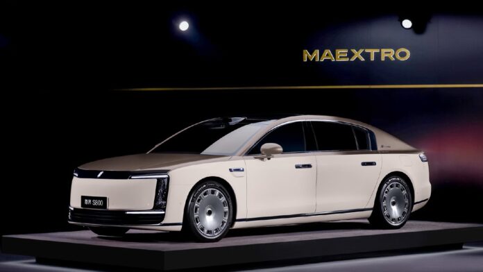 Maextro S800 luxury sedan released in China as Maybach rival with 6C charging