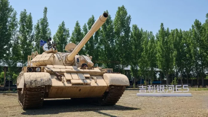 Geely Galaxy E5's Aegis Gold Brick Battery passes 36-ton tank compression test