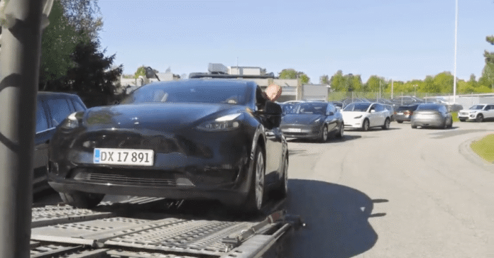 Company returns entire Tesla vehicle fleet because of Elon Musk
