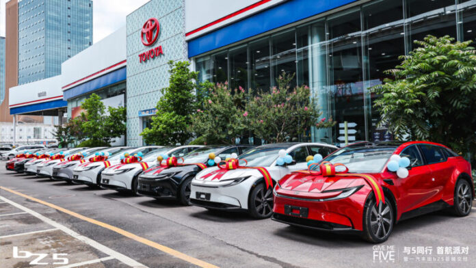 Toyota bZ5 coupe SUV started deliveries in China with BYD battery